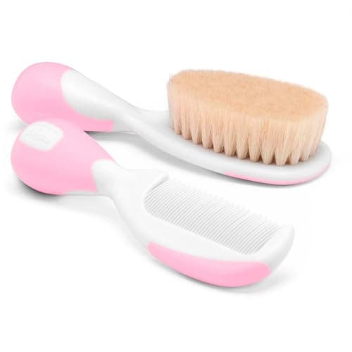 Chicco Ensemble Brosse à Cheveux et Peigne pour Bébé, Brosse à Poils Naturels Doux, Peigne à Bouts Arrondis, Manche Antidérapant, Cadeau de Naissance - Essentiels pour Nouveau-né 0plus Mois, Rose - Image 1