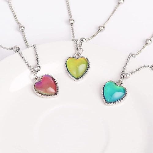 Color Change Love Heart Pendant Necklace Temperature Sense Color Changing Rings Glass Beaded Link Chain Trendy Necklace for Women - Necklace thumbnail 5