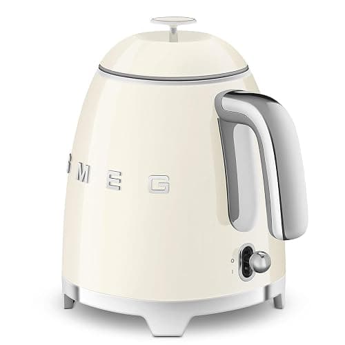 SMEG Mini 50's Retro Style 3 Cup Electric Kettle with Double Wall Anti Slip Base and Water Level Indicator (Cream) thumbnail 4