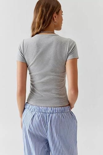 Y2k Aesthetic Graphic Baby Tees for Women Tight Short Sleeve Crop Tops 90s Teenagers Shirt Clothing Summer 2025 thumbnail 2