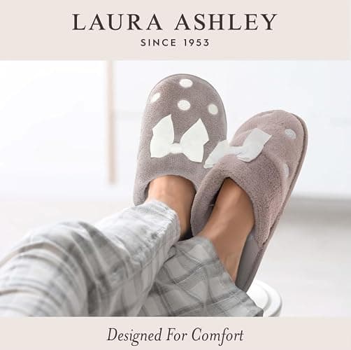 Laura Ashley Ladies All Over Plush W/Memory Foam Slippers thumbnail 5