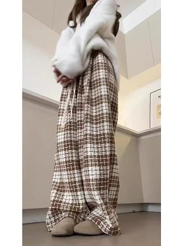 Cute Plaid Pants for Women, Baggy Pants Grunge Gingham Pants Therian Downtown Girl Clothes y2k Sweatpants Going Out thumbnail 3