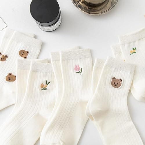 Tooe Women's 5 Pairs Bear Preppy Cute Crew Socks Kawaii Fairycore Flower Knitting Ankle Socks Cutecore Soft Cotton Socks thumbnail 2
