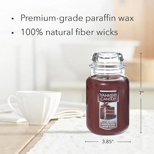 Yankee Candle Chocolate Layer Cake Scented, Classic 22oz Large Jar Single Wick Candle, Over 110 Hours of Burn Time thumbnail 3