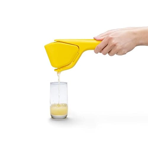 Dreamfarm Fluicer Fold-Flat Citrus Juicer - Lemon Easy, manual fresh lemon juice squeezer with pip catcher, suits lemons and limes, compact storage, 10" | Space-saving storage, gets every last drop thumbnail 9