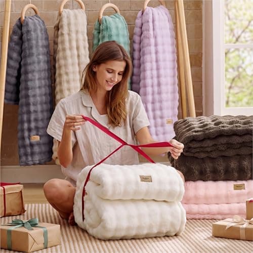 Bedsure 3D Fleece Bubble Blanket for Couch - Brown Throw Blanket for Sofa Bed Room Decor - Luxury Soft Cozy Valentines Day Gifts for Women, Lightweight, All Seasons, Brown, 50"×70" thumbnail 6