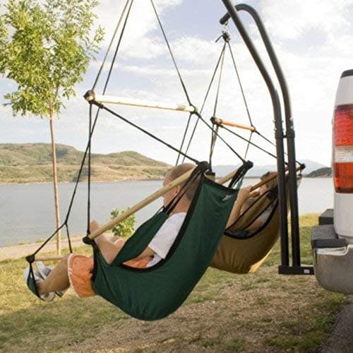 Trailer Hitch Stand & 2 green chairs thumbnail 2