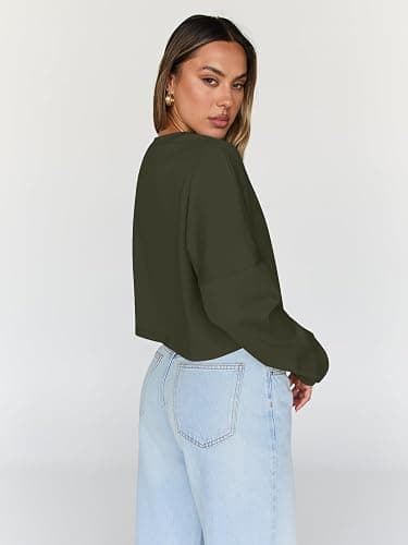Trendy Queen Cropped Sweatshirts for Women Oversized Crewneck Sweaters Long Sleeve Tops Fall Winter Clothes 2025 thumbnail 4