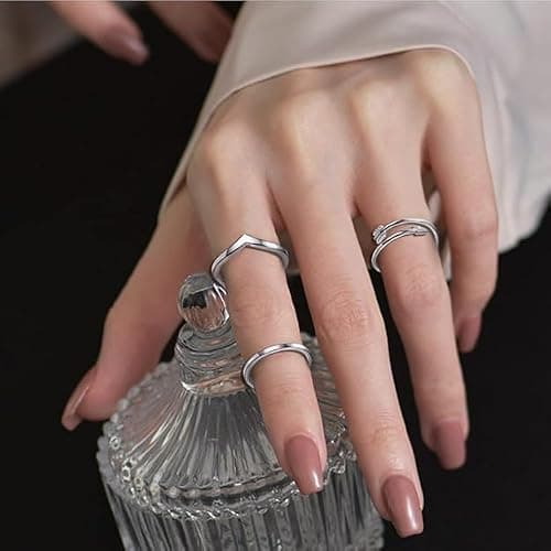 YVOETN 24Pcs Open Toe Rings Set for Women Adjustable Toe Band Knuckle Ring Arrow Knot Star Moon Finger Tail Foot Rings Summer Beach Foot Jewelry thumbnail 7