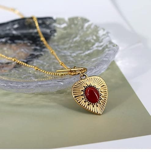 UniLogue Retro Vintage Radial Pattern Love Heart Red Agate OT Buckle Necklace Women's Easy-Matching Casual Necklace thumbnail 5