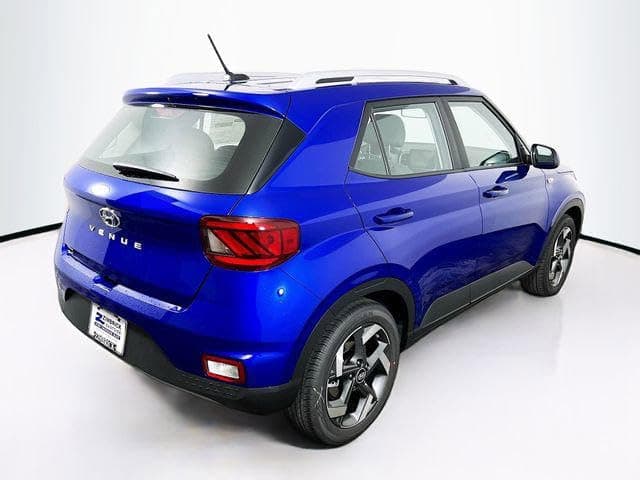 New 2026 Hyundai Venue SEL thumbnail 7