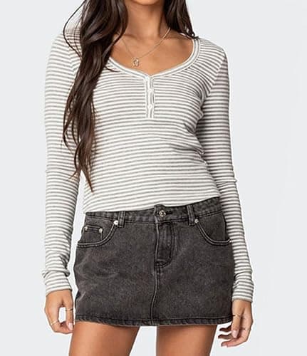 Women Striped Long Sleeve Shirt V Neck Button Up Casual Basic Y2K Slim Fitted Crop Tops thumbnail 2