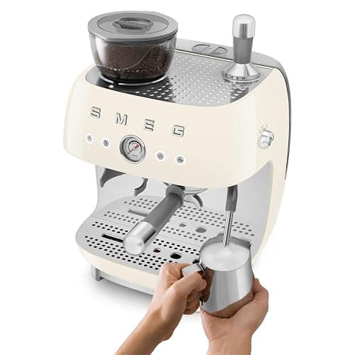 Smeg, Machine à Café Expresso Manuelle EGF03CREU, avec Broyeur à Grain Intégré, Thermoblock, 4 Niveaux de Température, Buse Vapeur et Manomètre, Réservoir 1 L, Dimensions Compactes, 1350W, Crème thumbnail 5