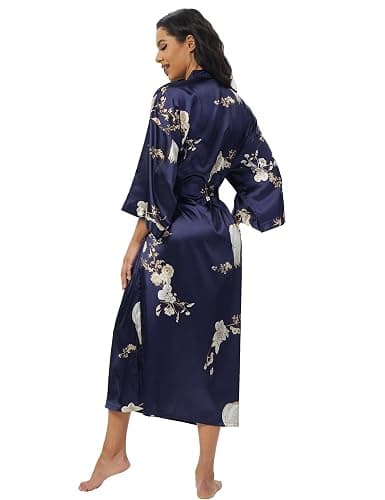Peignoir long en satin doux pour femmes, kimonos soyeux pleine longueur et robes de chambre élégantes thumbnail 6
