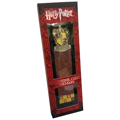 The Noble Collection Gryffindor Crest Bookmark thumbnail 7