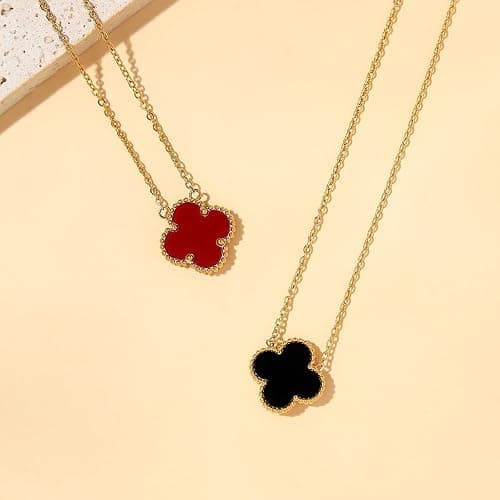 POLYREAL Lucky Clover Necklace For Women Girls, 18K Gold Plated Cute Fashion Simple Girls Titanium Steel Hypoallergenic Pendant thumbnail 4