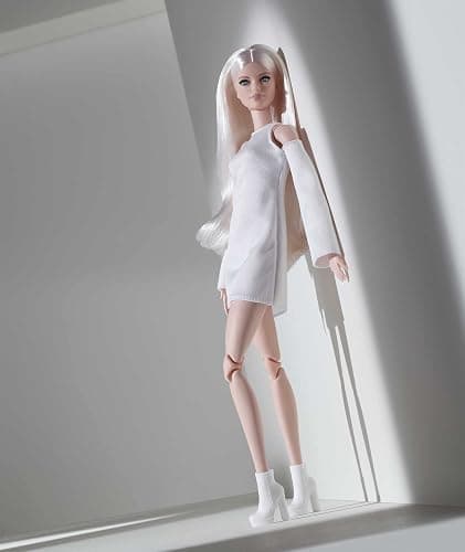 Barbie Signature Looks Doll (Tall, Blonde) Fully Posable Fashion Doll Wearing White Dress & Platform Boots, Gift for Collectors thumbnail 4
