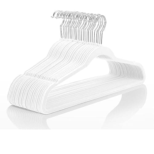 velvet hangers - Image 1
