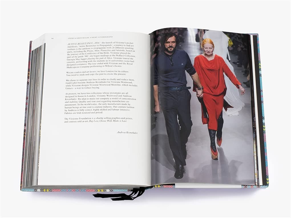 Vivienne Westwood Catwalk: The Complete Collections thumbnail 9