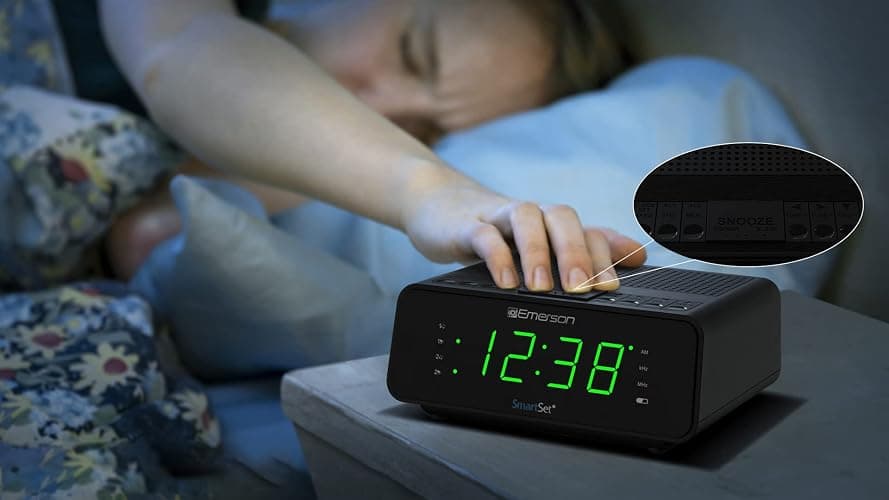 Emerson SmartSet Dual Alarm Clock Radio with AM/FM, Auto Time Setting, Sleep Timer, Snooze, 20 Presets, Easy-to-Read .9-inch Jade Green Dimmable LED Display, CKS1900 thumbnail 2