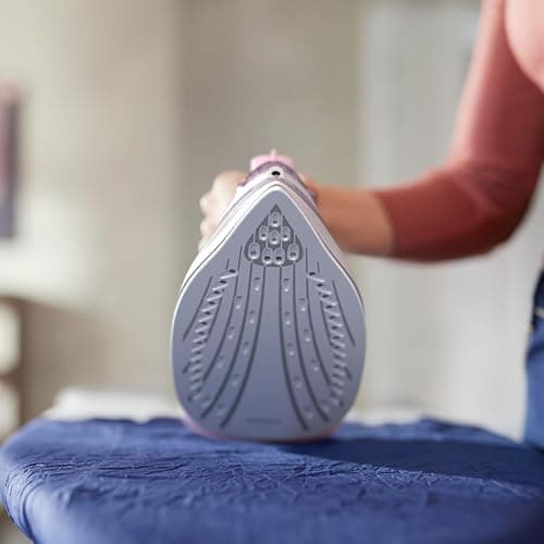 Philips fer à repasser 3000, fer à vapeur 2000W,réservoir 300 ml, Mauve | Effet pressing 140 g, débit continu 30 g/min, Pointe Triple Précision, semelle céramique anti-rayures (DST3010/30) thumbnail 4