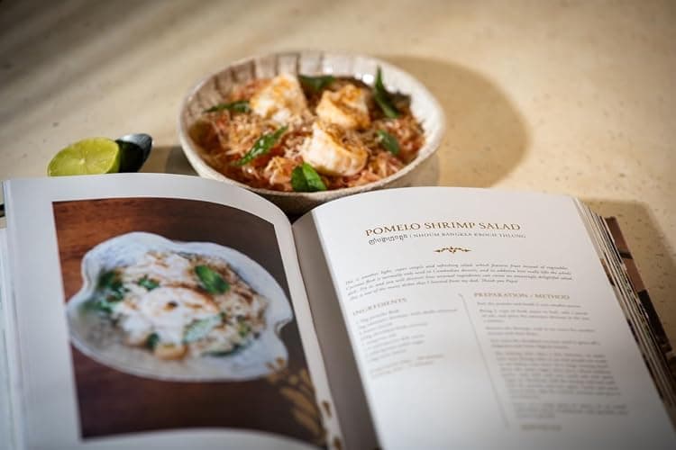 NHUM - Recipes from a Cambodian Home Kitchen thumbnail 6