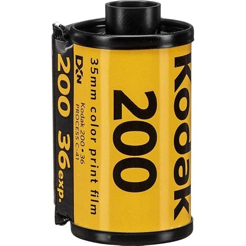 Kodak Gold 200 Film / 3 Pack / GB135-36-Vertical Packaging thumbnail 2