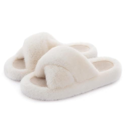 Slippers (size 6.5)  - Image 1