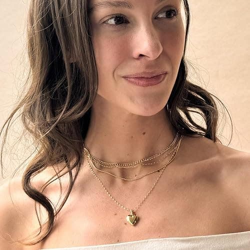 HONEYCAT Puffy Heart Locket in Gold, Rose Gold, or Silver | Minimalist, Delicate thumbnail 5