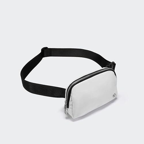 Pander Belt Bag for Women, Fashion Waist Packs, Crossbody Bags, Everywhere Belt Bag with Adjustable Strap (White). thumbnail 4