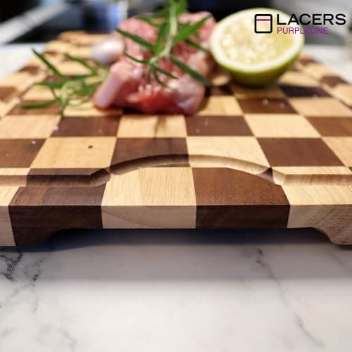 Lacers PurpleLine - Schneidebrett Holz mit Saftrille, Schachmuster Gummibaumholz, Antirutsch-Füße, Küchenbrett 255x385x20mm - Robust & Umweltfreundlich, Perfekt für Fleisch, Gemüse & Brot thumbnail 5