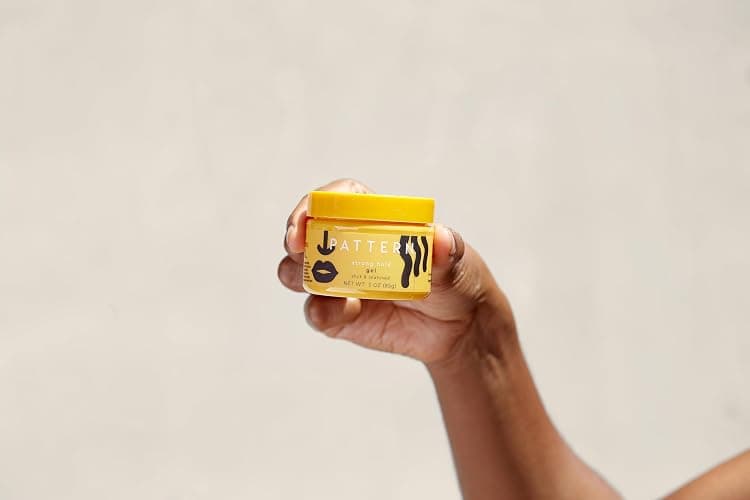 PATTERN Beauty Mini Stylers Kit 3 fl oz. - for Curly, Coily & Tight Textured Hair - Includes Hydrating Mist, Curl Gel, Styling Cream & Strong Hold Gel thumbnail 9