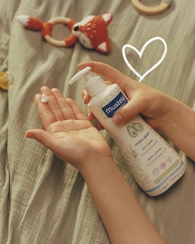 Mustela Newborn Arrival Gift Set - Baby Skincare & Bath Time Essentials - Natural & Plant Based - 5 Items Set thumbnail 8