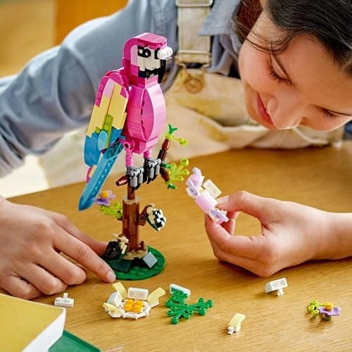LEGO Creator 31144 - Exotic Pink Parrot thumbnail 4
