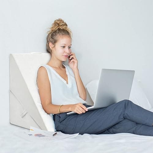 GOPLUS Keilkissen für Bett Lesekissen Bücherkissen zum Relaxen, Memory Foam Bezug Waschbar, Beinkissen Rückenkissen Ergonomisch mit Griff Venenkissen Relaxkissen für Couch Sofa, 58x36x51cm (Weiß) thumbnail 2