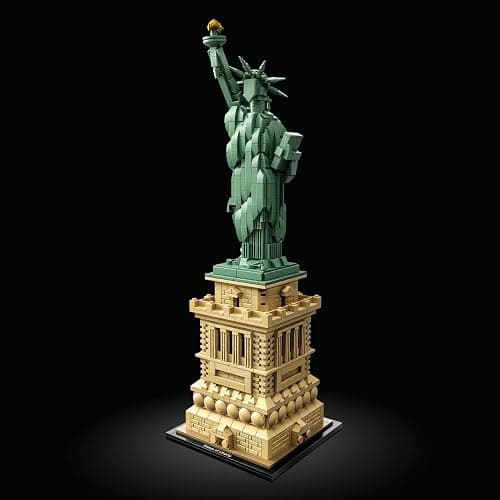 LEGO Architecture Statue of Liberty Model Kit for Adults to Build, Collectable New York Souvenir Building Set, Gift Idea for Women, Men, Her or Him, Home Decor, Creative Activity 21042 thumbnail 5