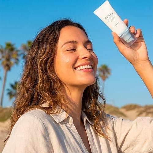 SKIN1004 Madagascar Centella Hyalu-Cica Water-Fit Sun Serum SPF50+ - 💗 thumbnail 3