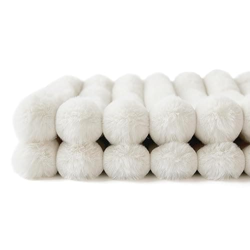 MIULEE Plüsch Kissenbezug 40x40 Weihnachten Deko Flauschige Kissenbezüge Kunstpelz Fell Sofakissen Flauschig Dekokissen Kissenhülle für Wohnzimmer Schlafzimmer Sofa Kuschelkissen Weiß 2er Set thumbnail 7