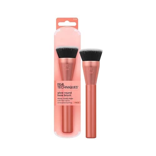 Real Techniques Glow Round Base Makeup Brush, For Liquid & Cream Makeup, Flat Top Foundation Brush For Buffing & Blending Up Coverage, Dense, Synthetic Bristles, Vegan & Cruelty Free, 1 Count - Image 1