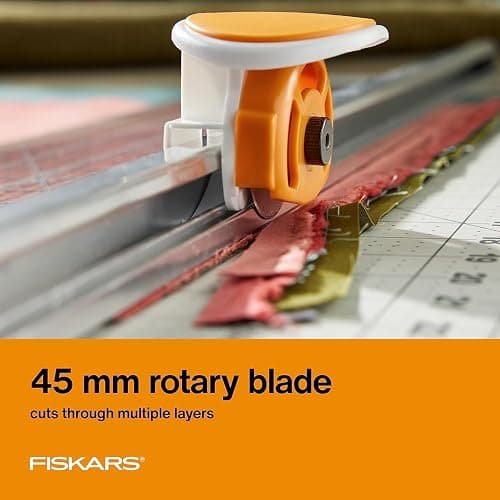 Fiskars Rotary Cutter and Ruler thumbnail 6