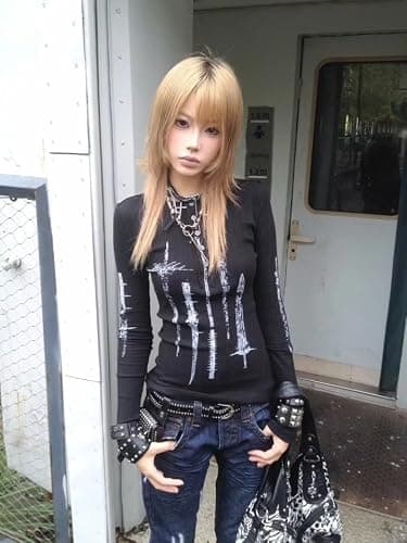 Y2K Grunge Graphic Shirts for Women Gothic Sweatshirts Aesthetic Harajuku Vintage Trendy Slim Fit Long Sleeve Tops thumbnail 3