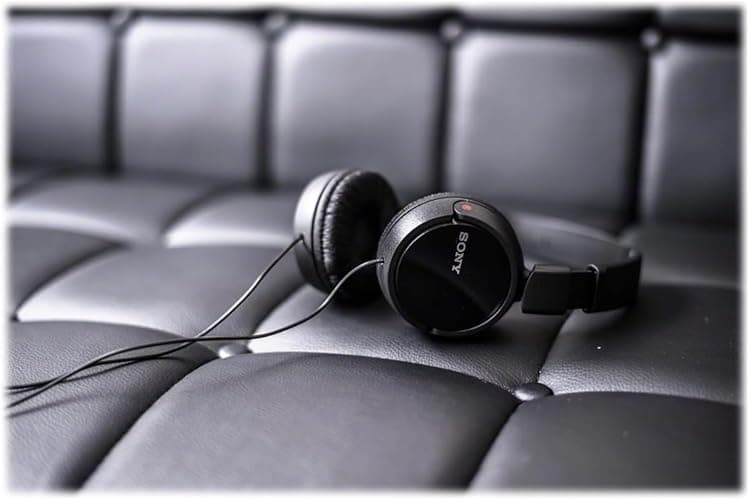 Sony ZX Series Wired On-Ear Headphones with Mic, Black MDR-ZX110AP thumbnail 3