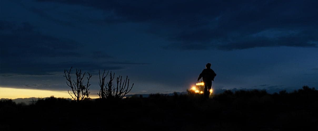 No Country for Old Men (The Criterion Collection) [4K UHD] thumbnail 2