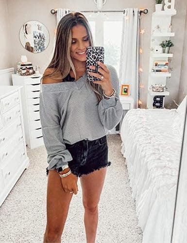 Tobrief Women's V Neck Long Sleeve Waffle Knit Tops Off Shoulder Oversized Pullover Sweater thumbnail 3