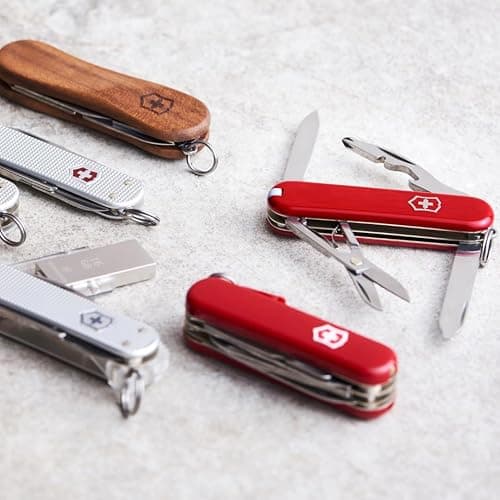 Victorinox Super Tinker Swiss Army Knife, 14 Function Swiss Made Pocket Knife with Large Blade, 2 Screwdrivers and Multipurpose Hook - Red thumbnail 2