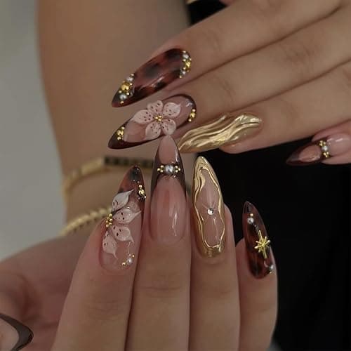 Auroriel 24 Pcs Moyen Amande Pression Sur Ongles Fleurs Marron Manucure Française 3D Or Structure Étoile Ongles Art Pour Ensemble D'Ongles Pour Femmes Manucure thumbnail 3