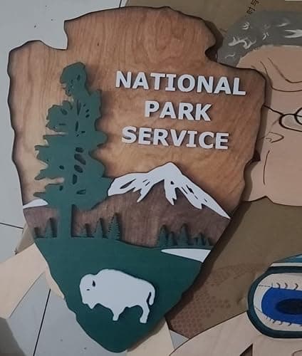 National Park Service Sign Arrow Head Antique Park Sign Wood Carved Sign Courtyard Garden Home Wall Mounted Decor for Indoor and Outdoor thumbnail 5