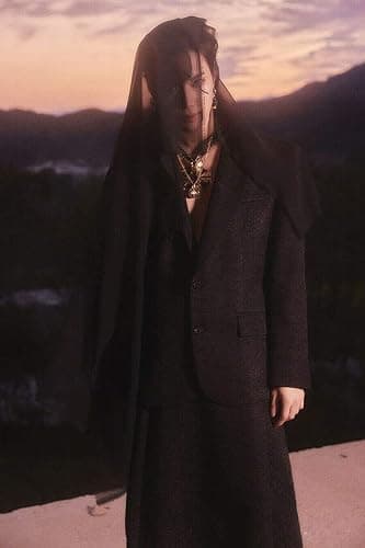 TAEMIN [NEVER GONNA DANCE AGAIN : ACT 2] 3rd Regular Album RANDOM VER. 1p CD+1p Sleeve+1p Photo Book+1p Photo Card +1p Poster(On pack)+1p Unpublished Content+TRACKING CODE K-POP SEALED thumbnail 9