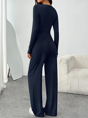 Trendy Queen 2 Piece Scoop Neck Lounge Set Womens Wide Leg Pants Side Ruching Slightly Crop Top Sweatsuit Sets With Pockets thumbnail 4