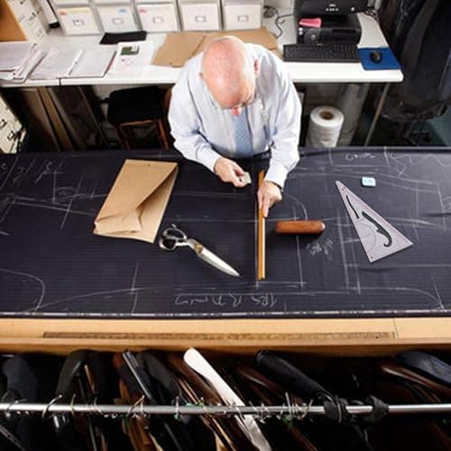 Lot de 4 règles de couture incurvées polyvalentes avec mesures françaises pour la couture, la fabrication de vêtements et la préparation de patrons thumbnail 4